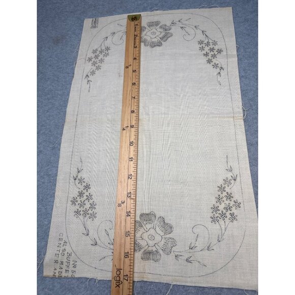 Vintage Floral Stamped Embroidery Doily Linen - Picture 4 of 5